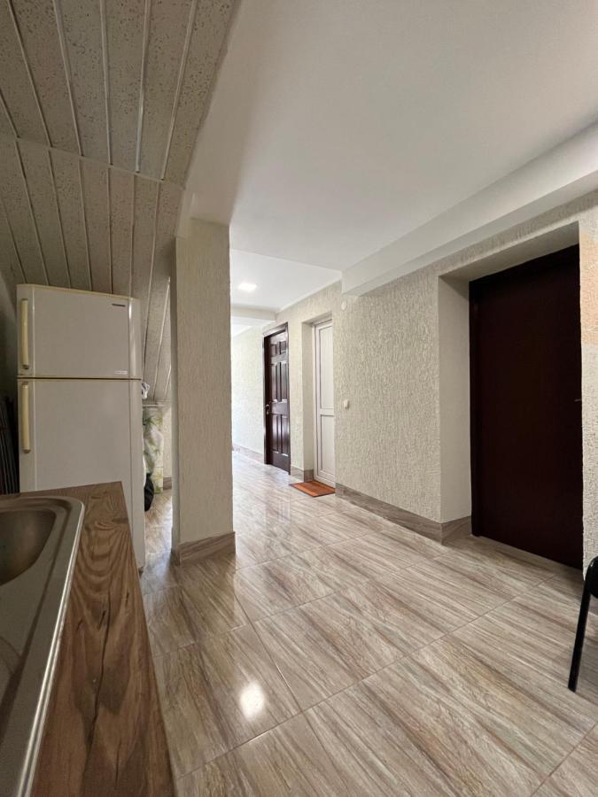 House On Ganja Street Hotel Kutaisi Exterior photo
