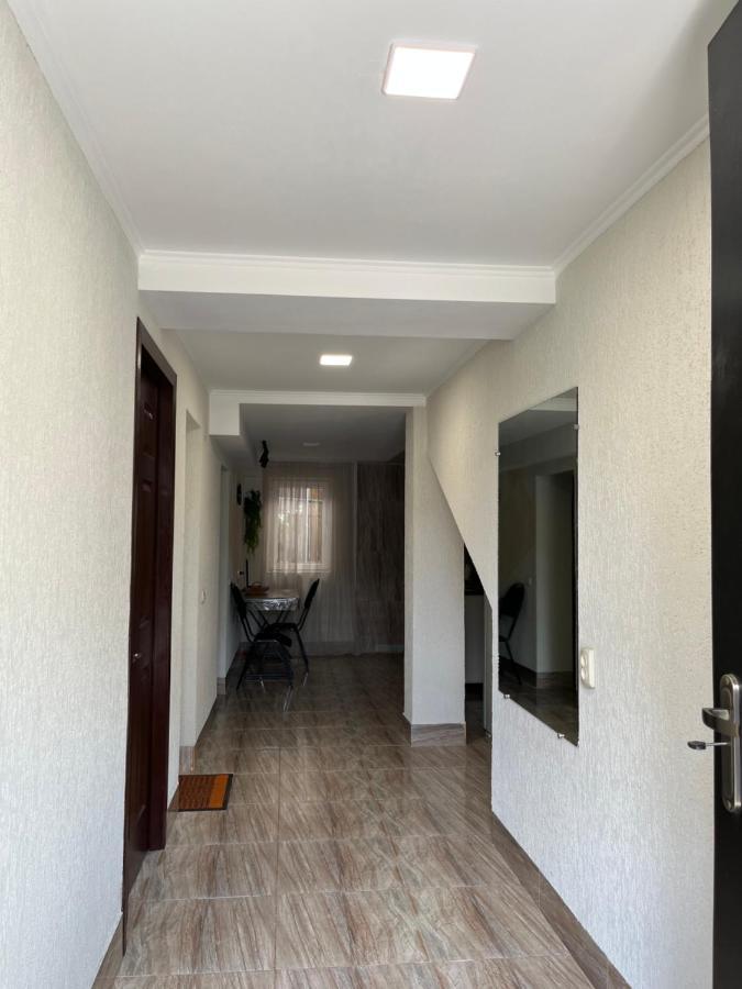House On Ganja Street Hotel Kutaisi Exterior photo